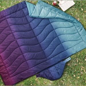 Weatherproof Vintage Outdoor Blanket